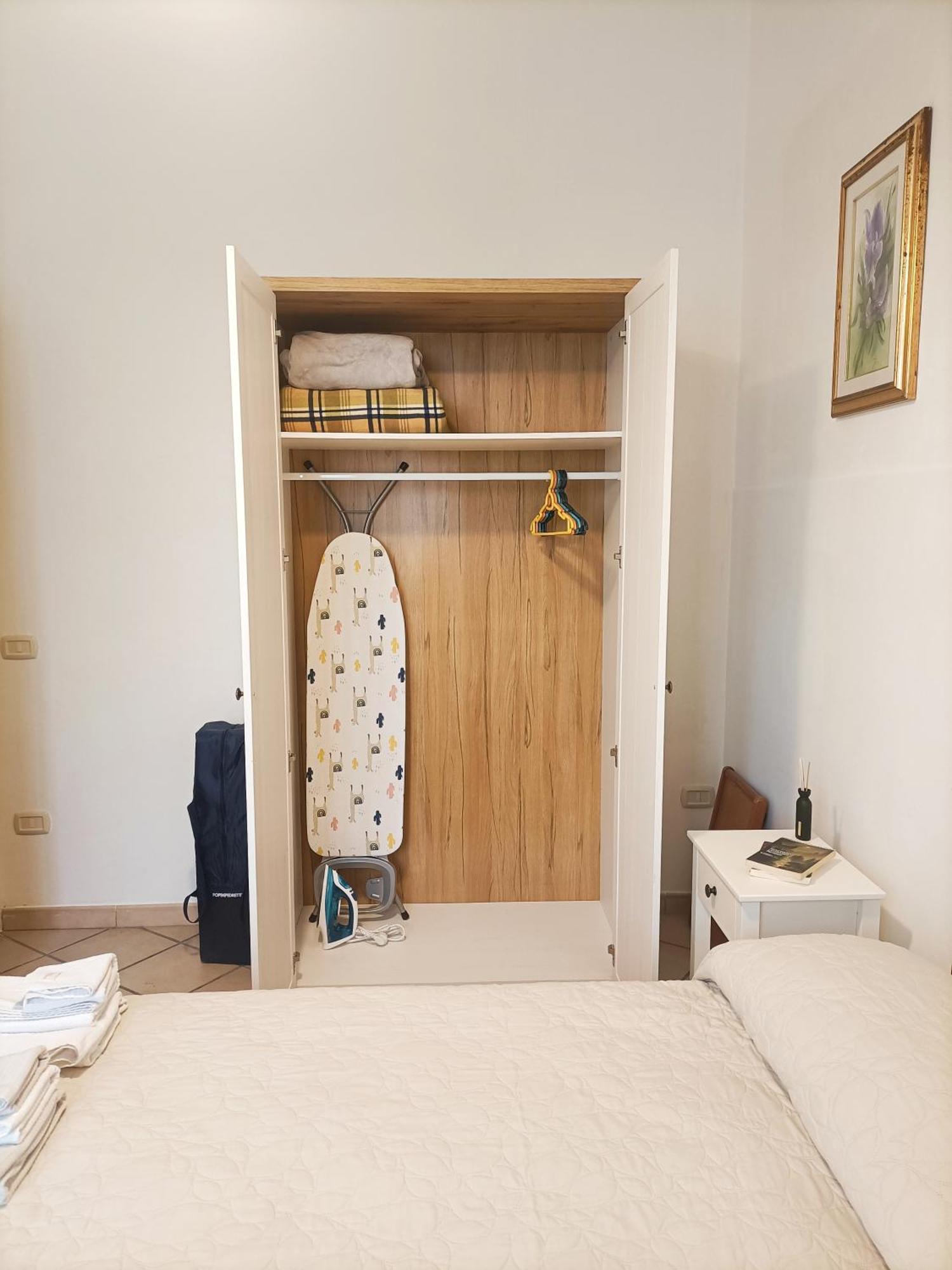 Bright Port View Apartment- Free Parking Cagliari Exteriér fotografie